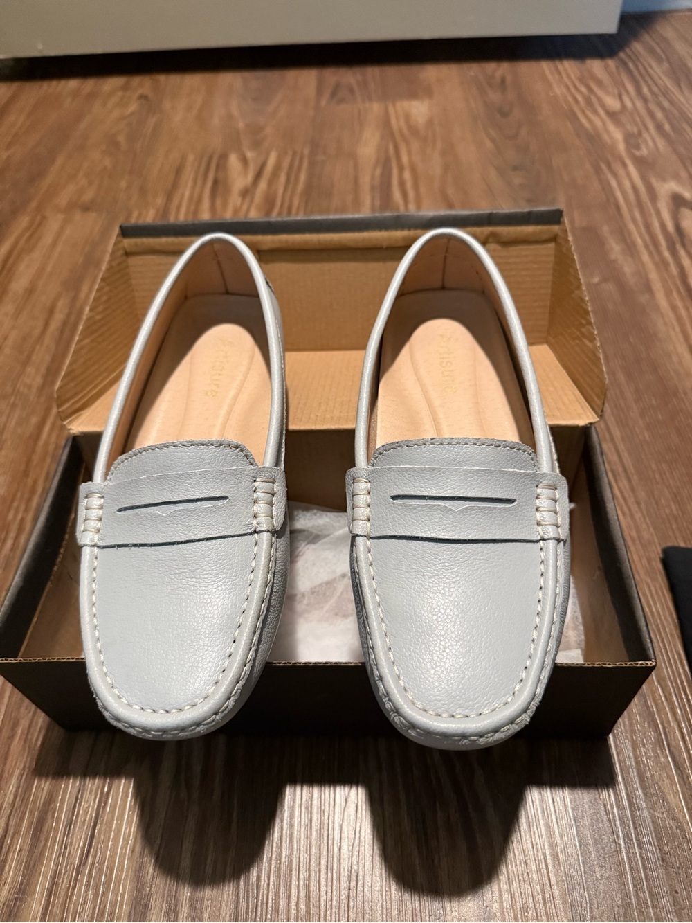 Beauseen Comfort Women's Penny Loafer / Driving Moccasin in Light Gray
